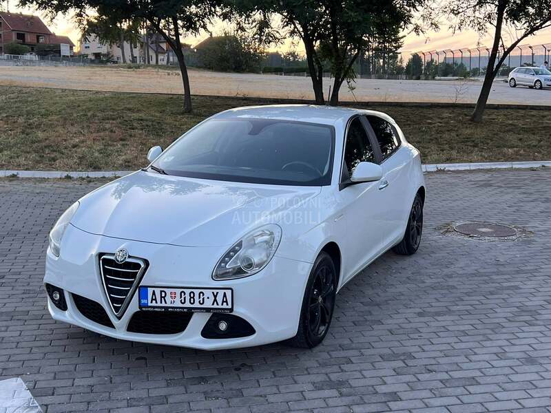 Alfa Romeo Giulietta 