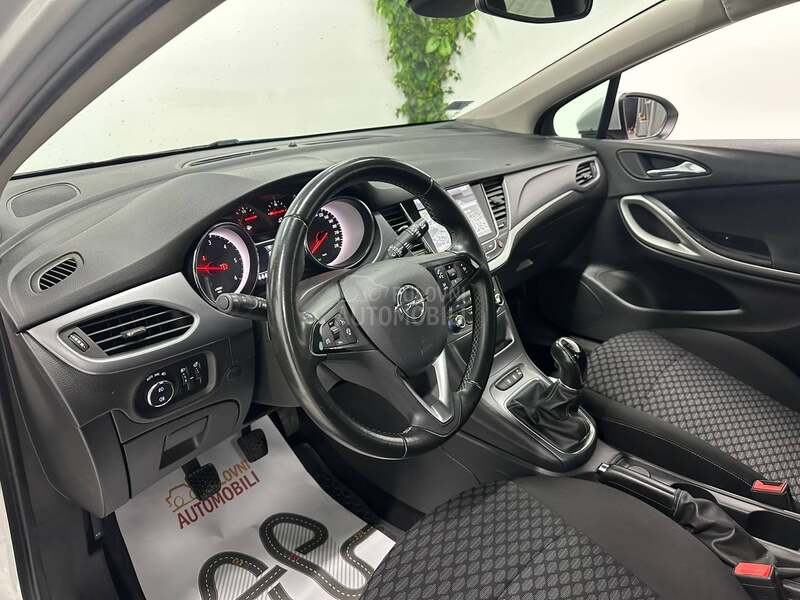 Opel Astra K 1.6 CDTI INNOVATION