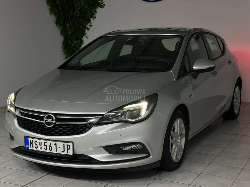 Opel Astra K 1.6 CDTI INNOVATION