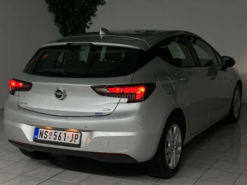 Opel Astra K 1.6 CDTI INNOVATION