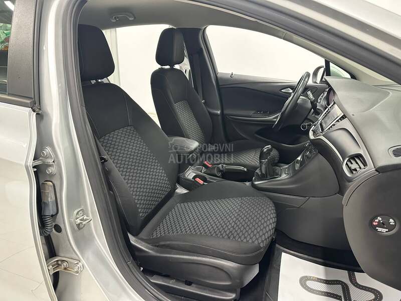 Opel Astra K 1.6 CDTI INNOVATION