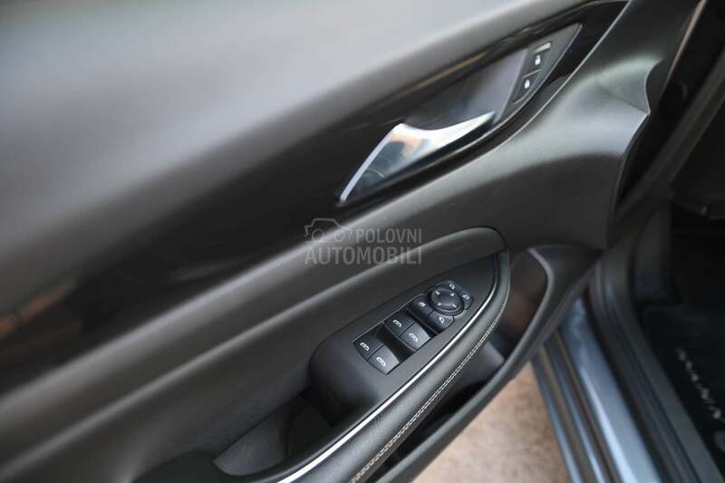 Opel Insignia 2.0cdti AUT/RESTYLE