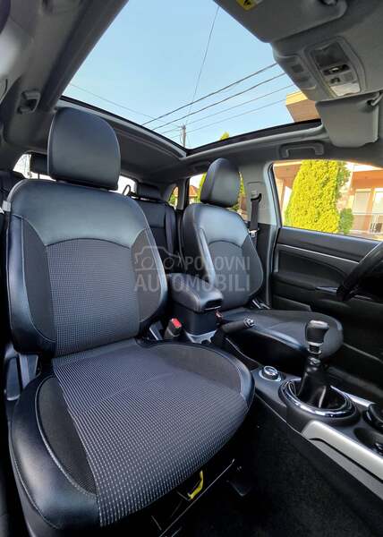Peugeot 4008 1.6 HDi, Allure, CH