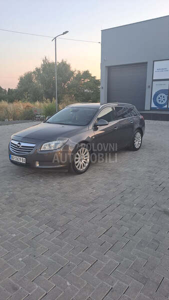Opel Insignia 2.0