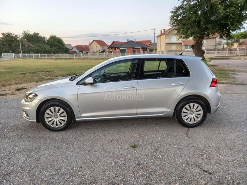 Volkswagen Golf 7 1.0