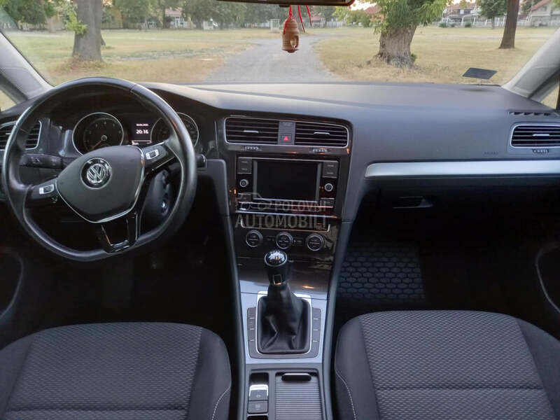 Volkswagen Golf 7 1.0