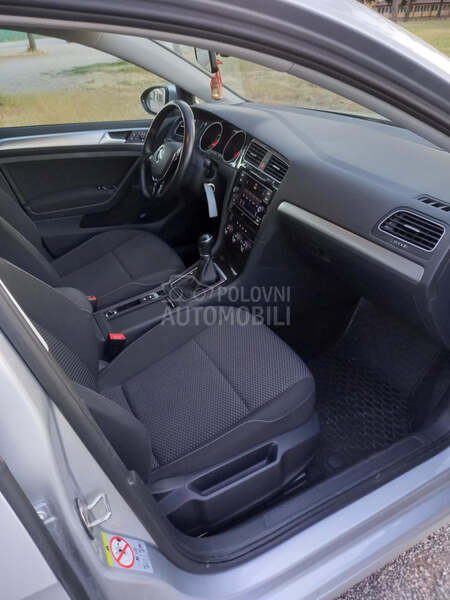 Volkswagen Golf 7 1.0