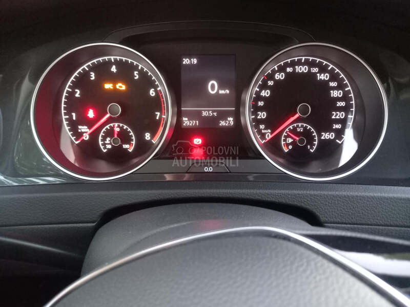 Volkswagen Golf 7 1.0