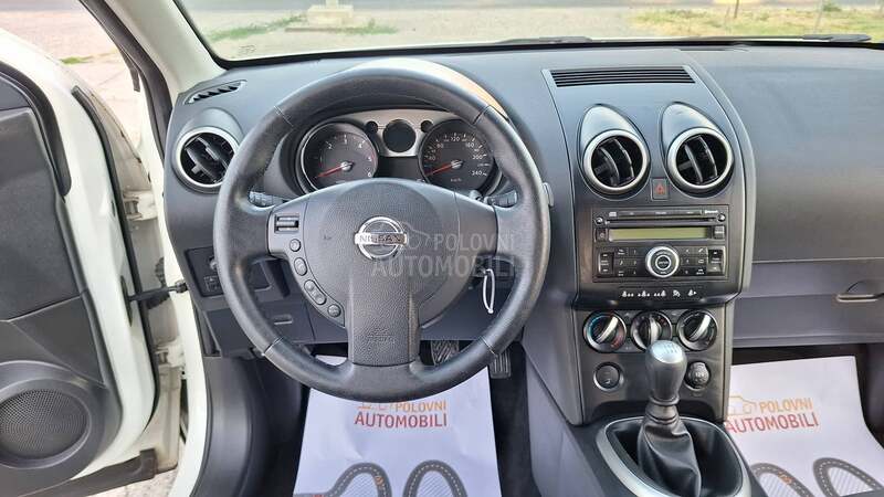 Nissan Qashqai + 2 