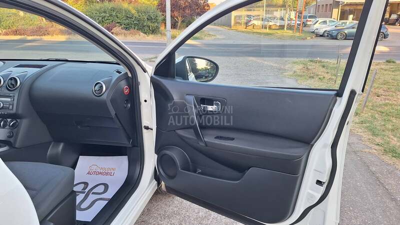Nissan Qashqai + 2 