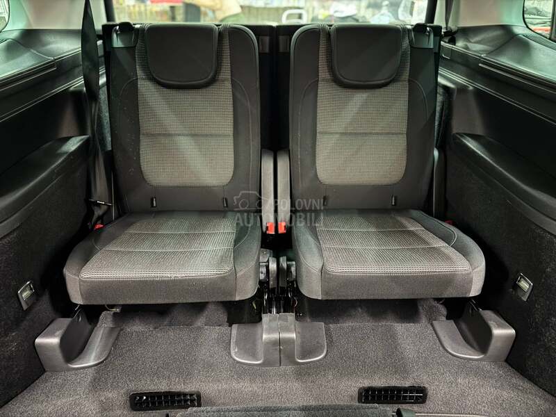 Volkswagen Sharan 2.0 TDI 4x4/7SED CH