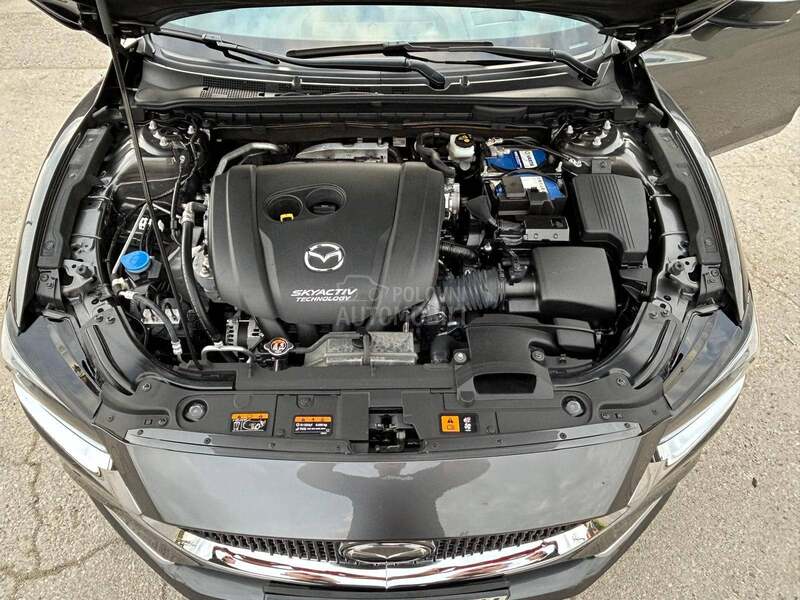Mazda 6 