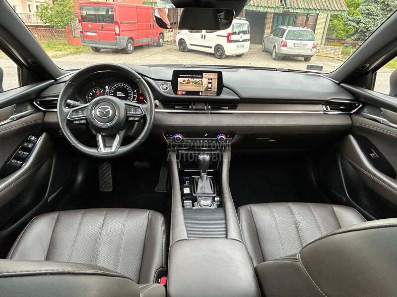Mazda 6 