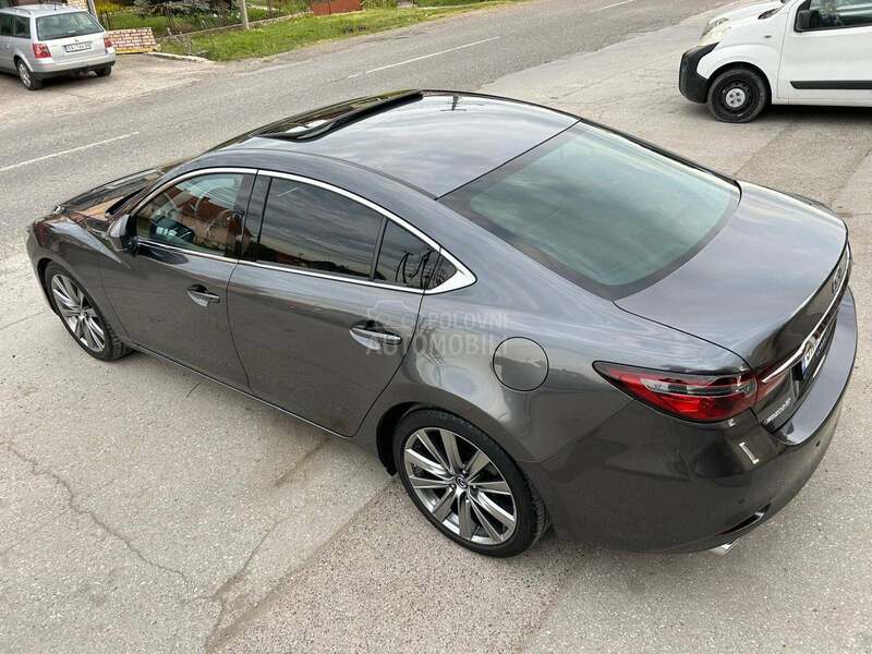 Mazda 6 