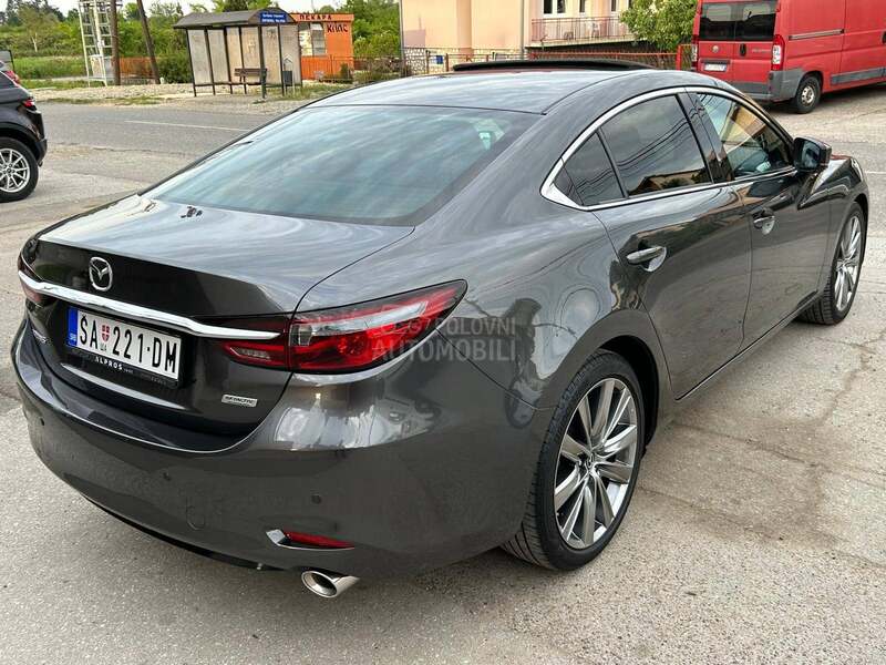 Mazda 6 