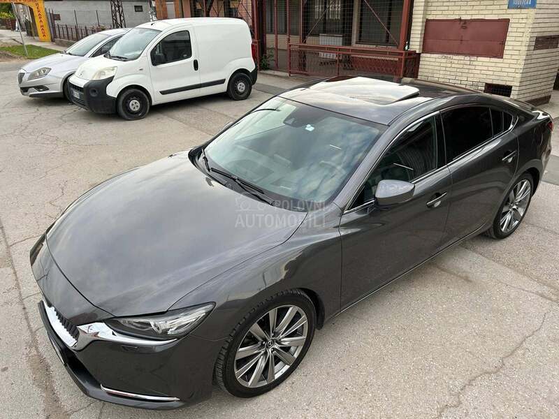 Mazda 6 