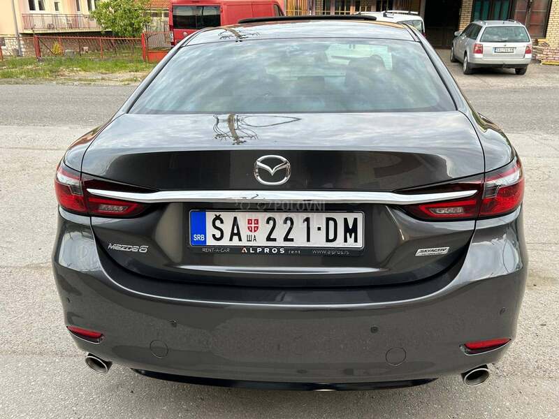Mazda 6 