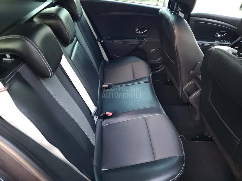 Renault Megane 1.5 BOSE/PANO