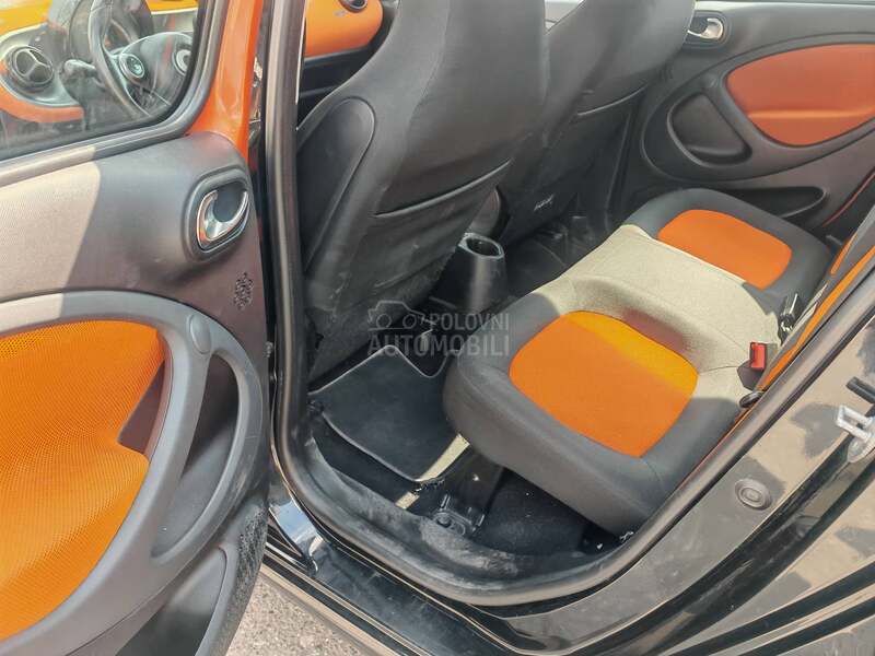 Smart ForFour 0.9 a.u.t.o.m.a.t