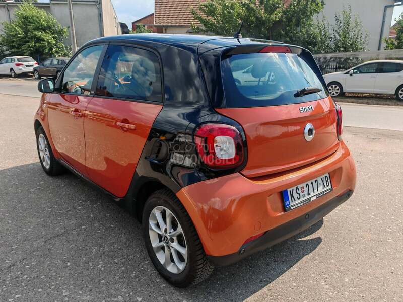 Smart ForFour 0.9 a.u.t.o.m.a.t