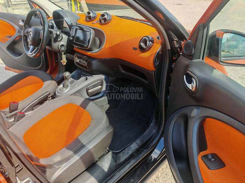 Smart ForFour 0.9 a.u.t.o.m.a.t