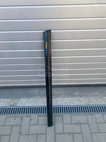 S-line leva lajsna na vratima