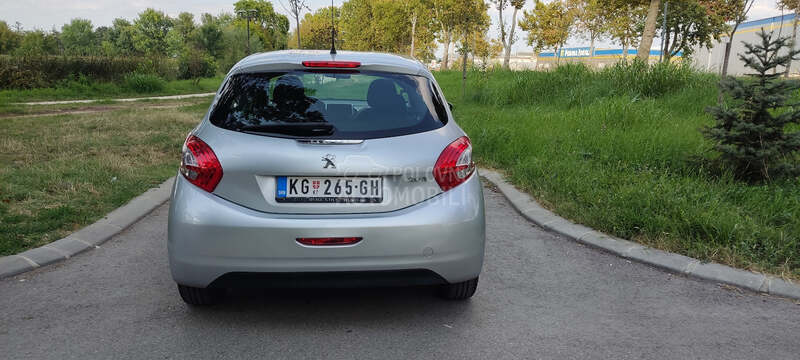 Peugeot 208 1.2 VTI