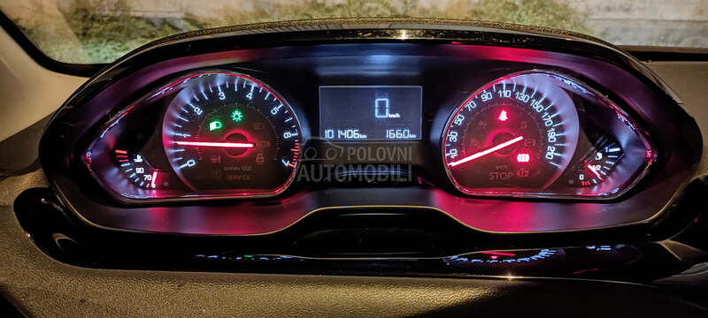 Peugeot 208 1.2 VTI