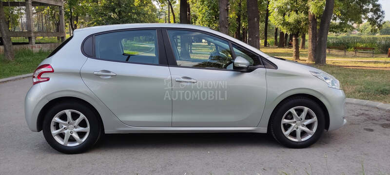 Peugeot 208 1.2 VTI