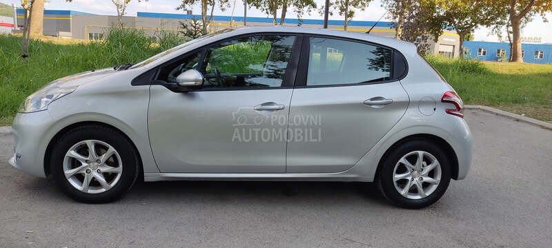 Peugeot 208 1.2 VTI