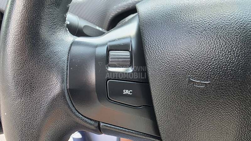 Peugeot 2008 1.6 hdi Allure
