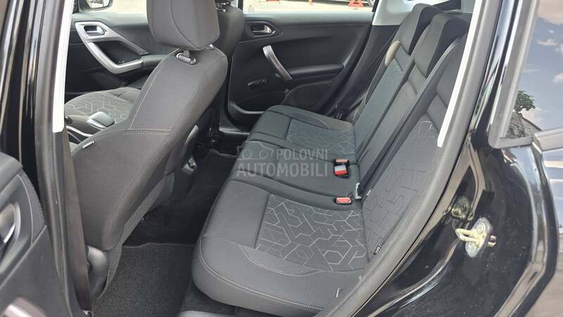 Peugeot 2008 1.6 hdi Allure