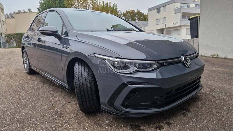 Volkswagen Golf 8 dsg r line