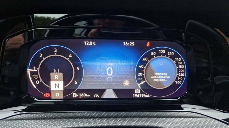 Volkswagen Golf 8 dsg r line