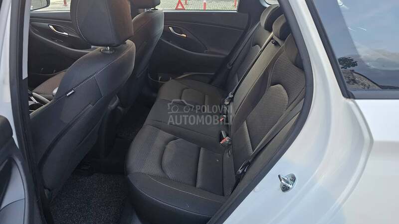 Hyundai i30 1.6 CRDI new mod