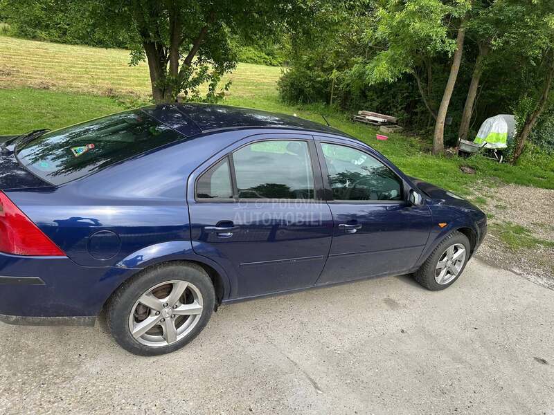 Ford Mondeo 1.8 16v