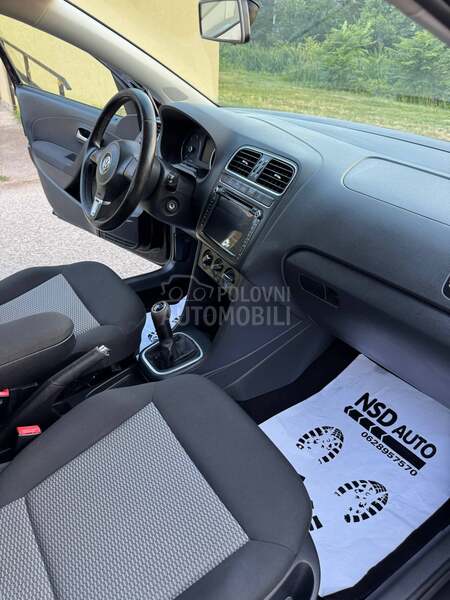 Volkswagen Polo 1.2TDI/NAVY/D0BAR/