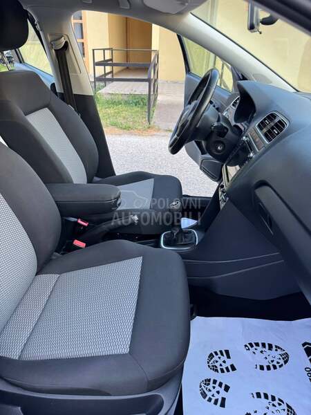 Volkswagen Polo 1.2TDI/NAVY/D0BAR/