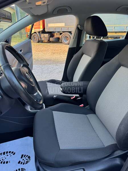 Volkswagen Polo 1.2TDI/NAVY/D0BAR/