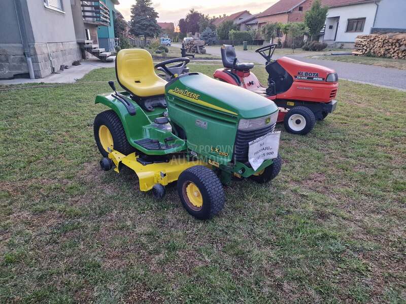 John Deere LX 280