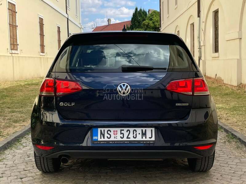 Volkswagen Golf 7 1.6 TDI Bluemotion
