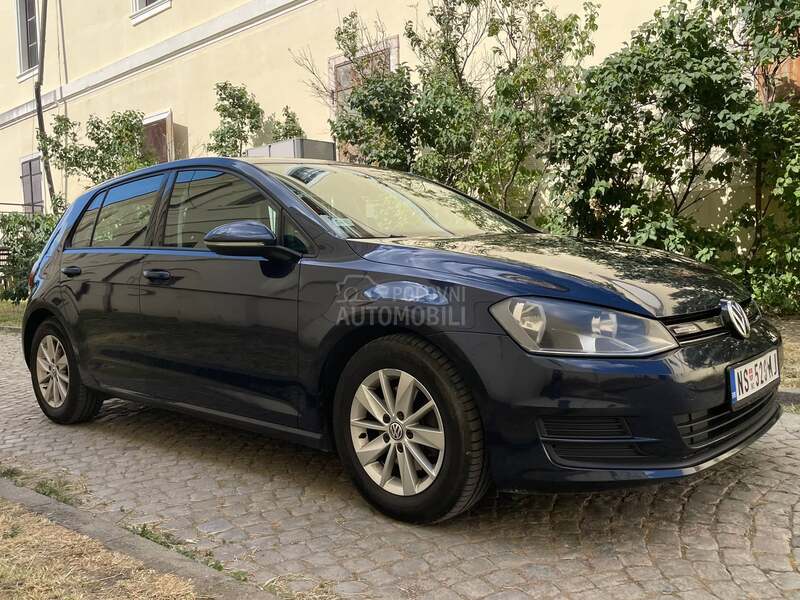Volkswagen Golf 7 1.6 TDI Bluemotion