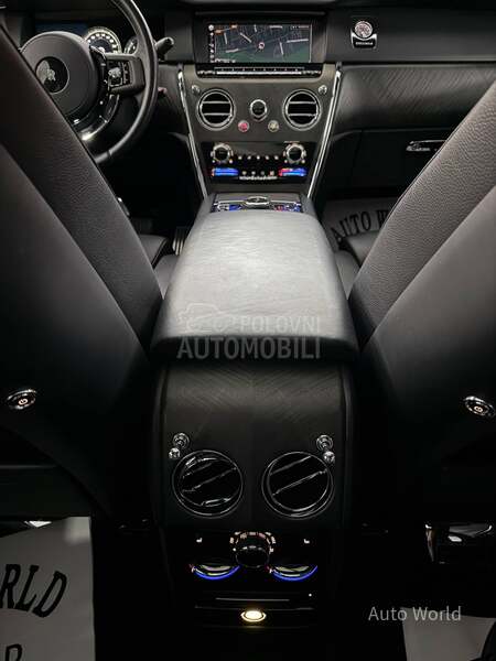 Rolls Royce Cullinan 