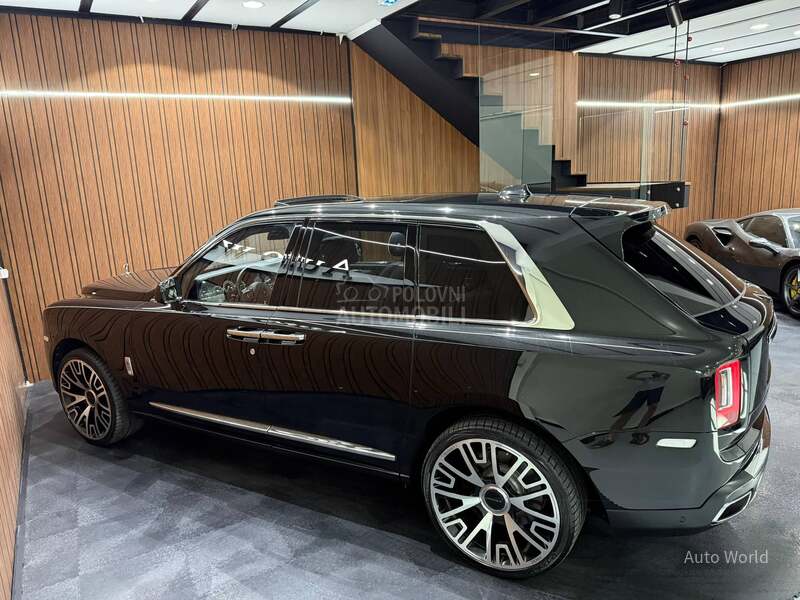 Rolls Royce Cullinan 