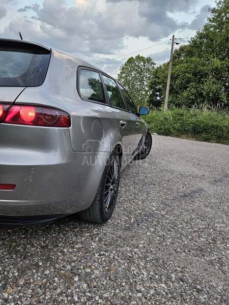 Alfa Romeo 159 SW 1.9 jtdm
