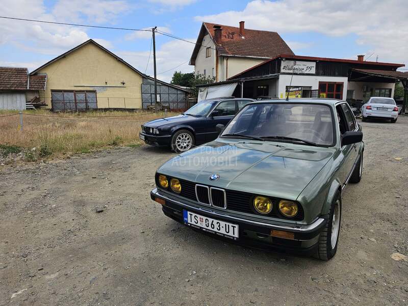 BMW 320 