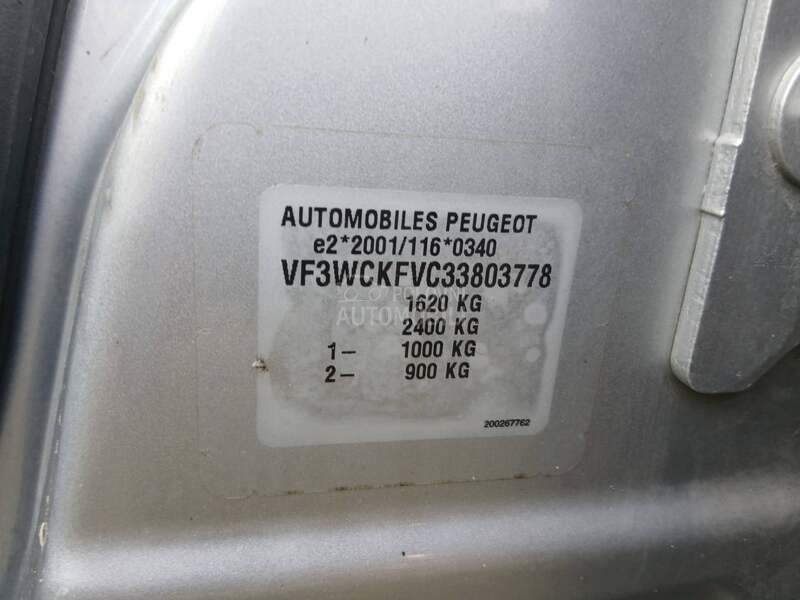 Peugeot 207 1.4i  8w