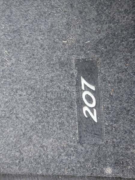 Peugeot 207 1.4i  8w