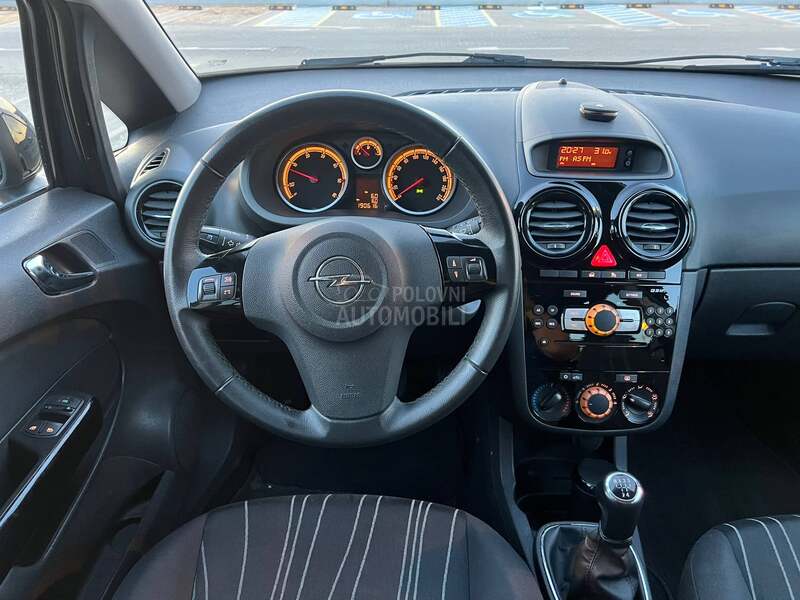 Opel Corsa D 1.3 cdti 111 edition