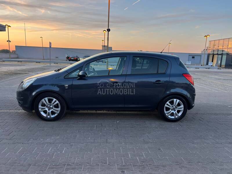 Opel Corsa D 1.3 cdti 111 edition